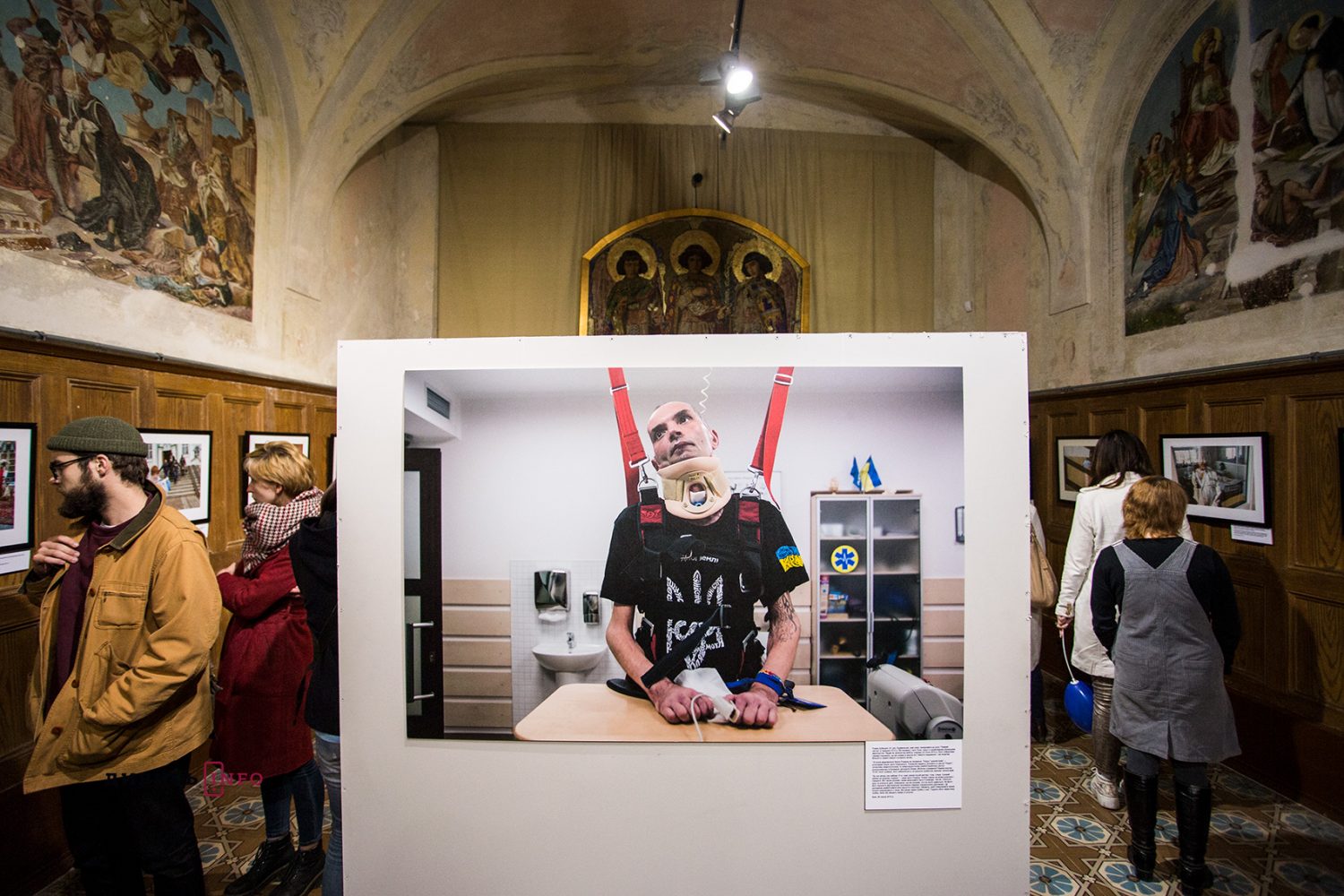 «Рани»: американський фотограф презентував виставку про поранених солдатів і активістів (фото) - 2