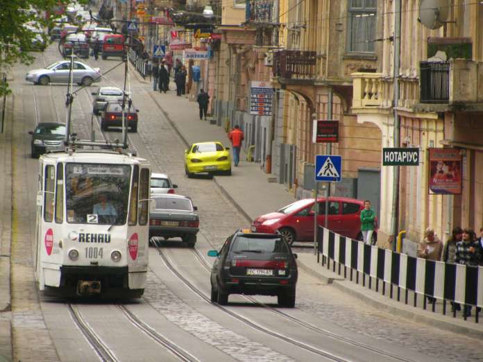 З 1 квітня трамвай № 2 курсуватиме на Сихів З 1 квітня трамвай № 2 курсуватиме на Сихів