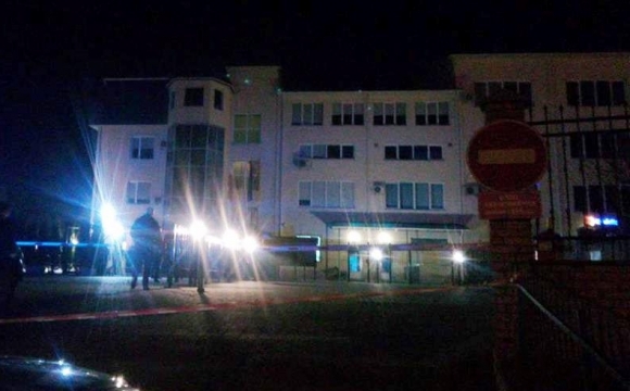 У Луцьку обстріляли консульство Польщі (фото)
