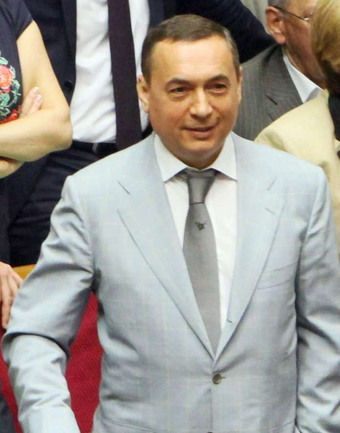 Мартиненко заявив, що не тікатиме Мартиненко заявив, що не тікатиме