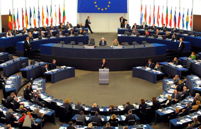 У Європарламенті сьогодні відбудуться дебати щодо «безвізу» для українців У Європарламенті сьогодні відбудуться дебати щодо «безвізу» для українців