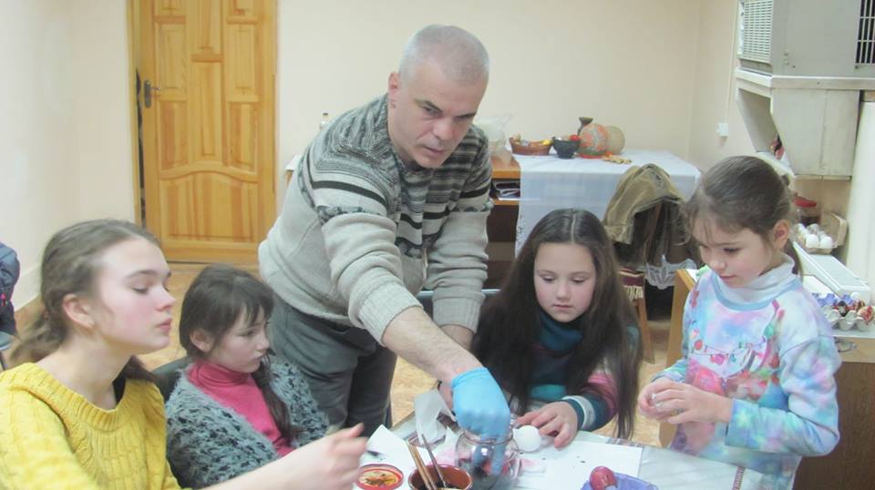 Тема війни на писанці – річ неприпустима, – писанкар і воїн з Коломиї - 10