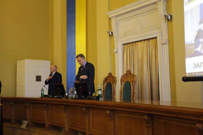 Жодне з українських міст не погодилося приймати львівське сміття, – Садовий Жодне з українських міст не погодилося приймати львівське сміття, – Садовий