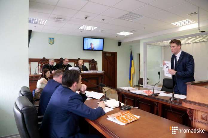 Лагідне правосуддя: екс-беркутівця Гончаренка звільнили з-під варти Лагідне правосуддя: екс-беркутівця Гончаренка звільнили з-під варти