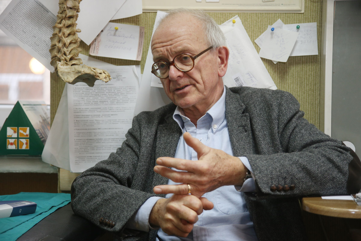 Британський нейрохірург Генрі Марш провів півсотні консультацій у Львові