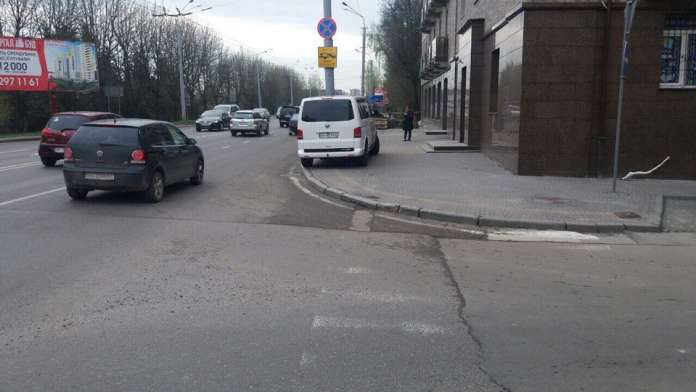 У Львові в офісному центрі Дубневичів проводять обшуки У Львові в офісному центрі Дубневичів проводять обшуки