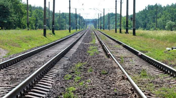 На Львівщині з рейок зійшов електровоз На Львівщині з рейок зійшов електровоз
