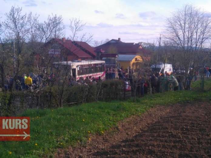 Смертельна ДТП на Прикарпатті: загинули четверо людей Смертельна ДТП на Прикарпатті: загинули четверо людей