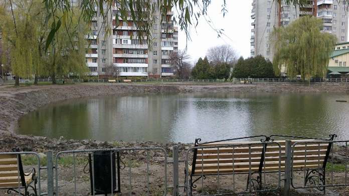 В усіх водоймах Львова зафіксували перевищення концентрації заліза, аміаку, фосфатів… В усіх водоймах Львова зафіксували перевищення концентрації заліза, аміаку, фосфатів…