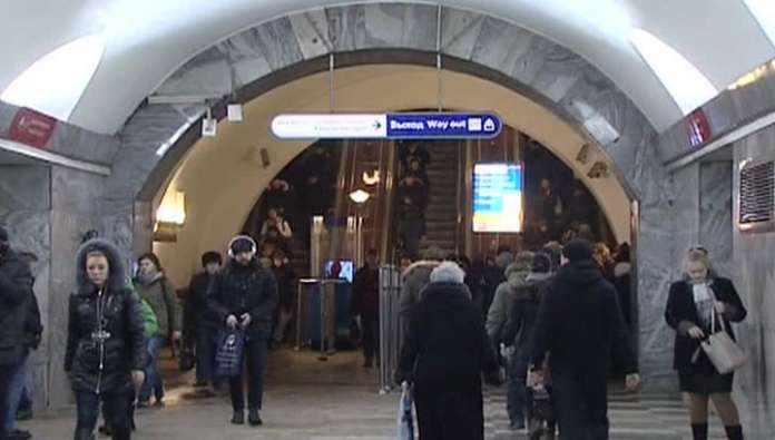 Метро Санкт-Петербурга відновило роботу Метро Санкт-Петербурга відновило роботу