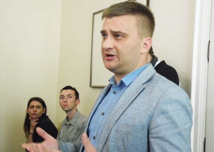 Підлеглий Синютки розкритикував компанію, яка проектує сміттєпереробний завод Підлеглий Синютки розкритикував компанію, яка проектує сміттєпереробний завод