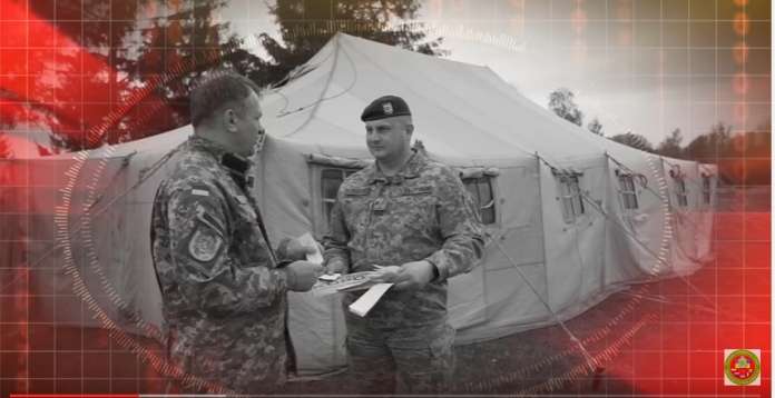 Службова собака і БТР: Олег Синютка став прикордонником (Відео) Службова собака і БТР: Олег Синютка став прикордонником (Відео)