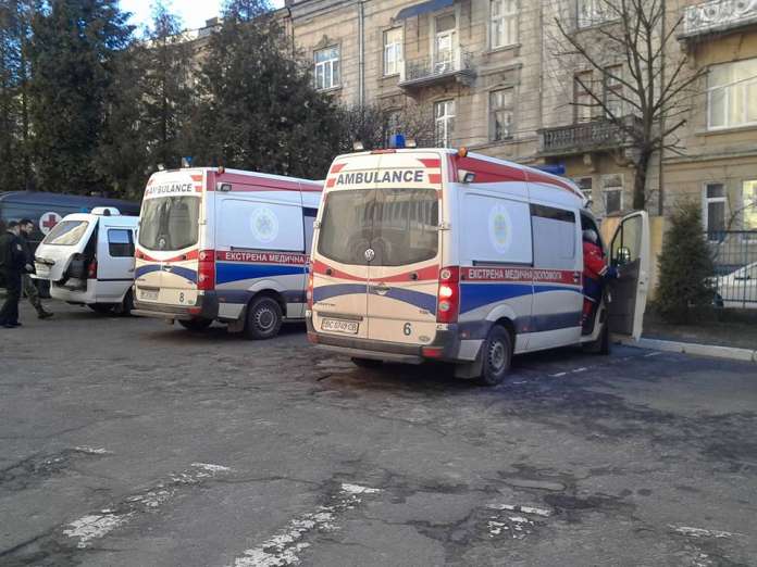 До Львова летить борт із пораненими бійцями АТО До Львова летить борт із пораненими бійцями АТО