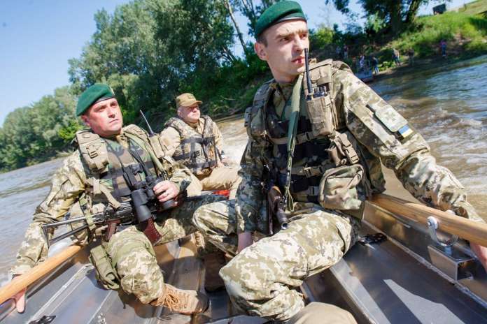 Прикордонники затримали двох громадян Сомалі Прикордонники затримали двох громадян Сомалі