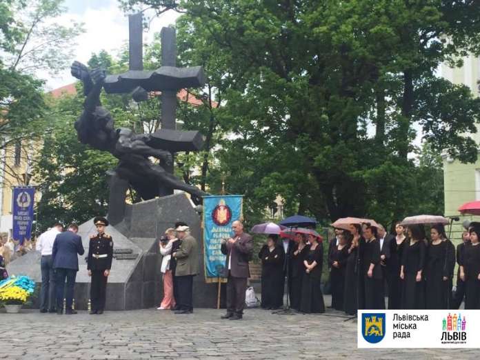 Сьогодні у Львові відзначають День пам’яті жертв політичних репресій Сьогодні у Львові відзначають День пам’яті жертв політичних репресій
