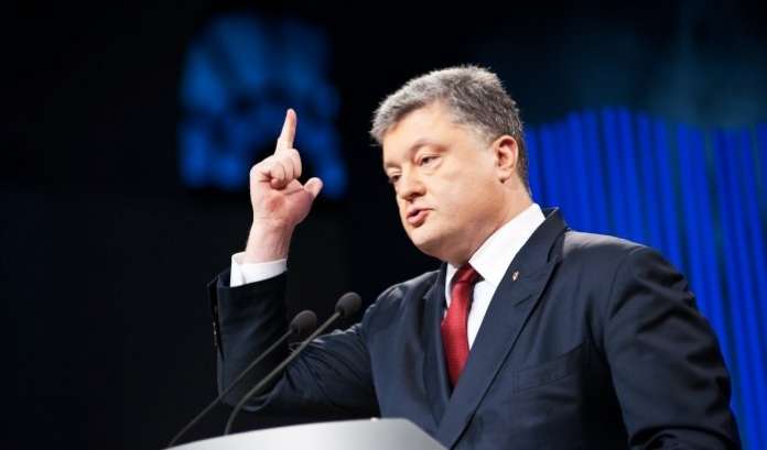 Президент розповів, коли українці зможуть подорожувати до ЄС без віз Президент розповів, коли українці зможуть подорожувати до ЄС без віз