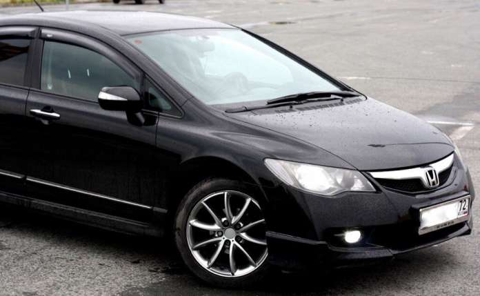 У Львові вкрали легковик Honda Civic У Львові вкрали легковик Honda Civic