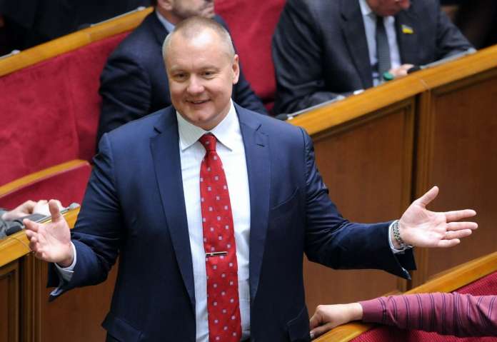 Порошенко позбавив Артеменка громадянства Порошенко позбавив Артеменка громадянства
