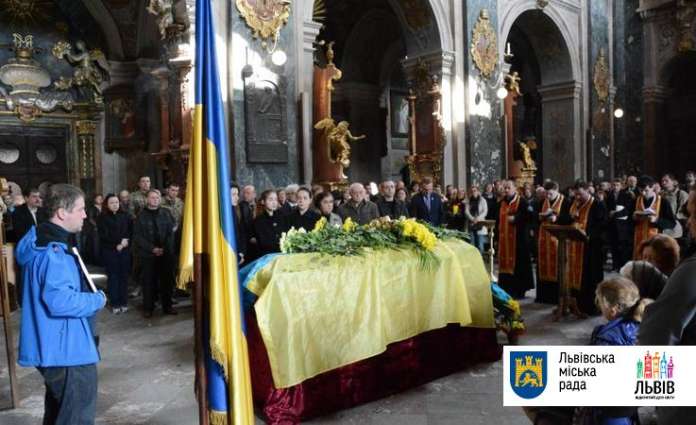 Сьогодні на Личакові поховали волонтера Богдана Дідича (фото) Сьогодні на Личакові поховали волонтера Богдана Дідича (фото)