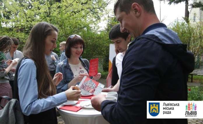 У львівському музеї Франка пройшов перший філософський сніданок У львівському музеї Франка пройшов перший філософський сніданок