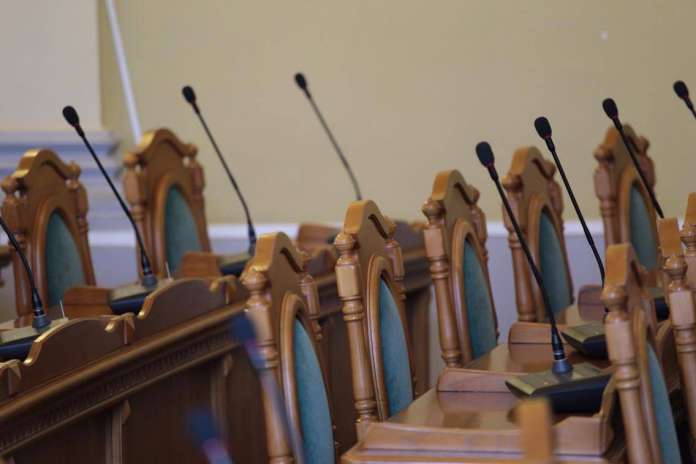 Львівські депутати остаточно проголосували за передачу повноважень щодо вивозу ТПВ ЛОДА Львівські депутати остаточно проголосували за передачу повноважень щодо вивозу ТПВ ЛОДА
