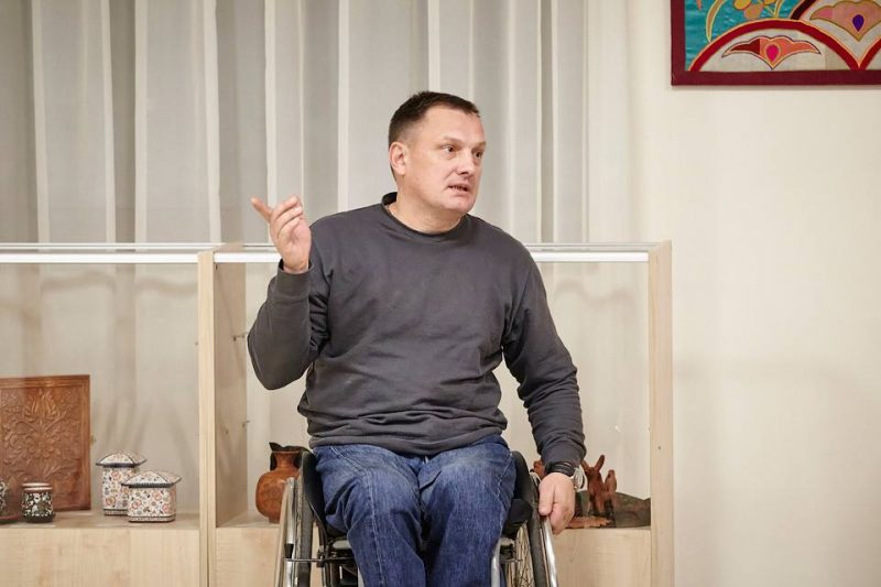 Бар’єри для життя: що заважає вільно жити і пересуватися людям з інвалідністю (інфографіка) - 3