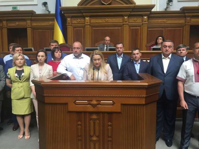 У Раді закликали Садового йти у відставку У Раді закликали Садового йти у відставку