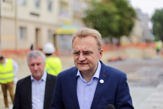 Садовий вважає, що від сміттєвого колапсу Львів врятував Березюк і Рада церков Садовий вважає, що від сміттєвого колапсу Львів врятував Березюк і Рада церков