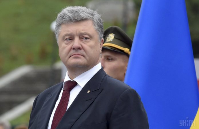 Порошенко приїхав з робочим візитом до Львова (стрім) Порошенко приїхав з робочим візитом до Львова (стрім)