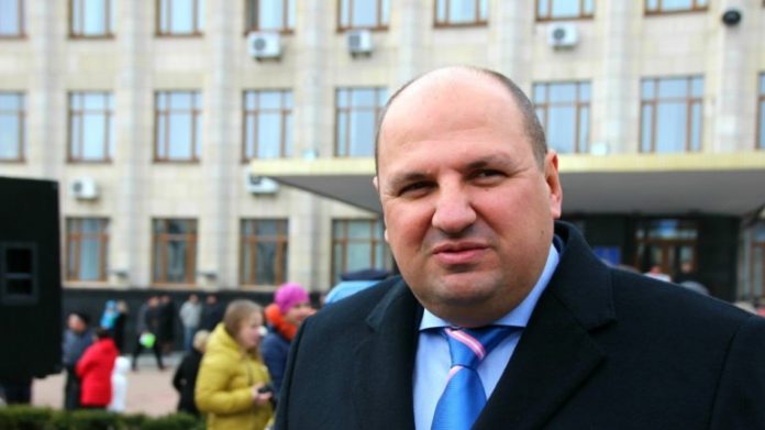 Одіозний нардеп Розенблат вніс 7 мільйонів гривень застави Одіозний нардеп Розенблат вніс 7 мільйонів гривень застави