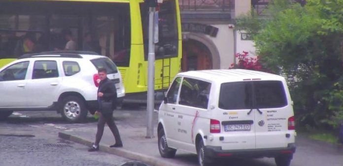 Вчора у Львові зафіксували більше 50 порушень ПДР Вчора у Львові зафіксували більше 50 порушень ПДР