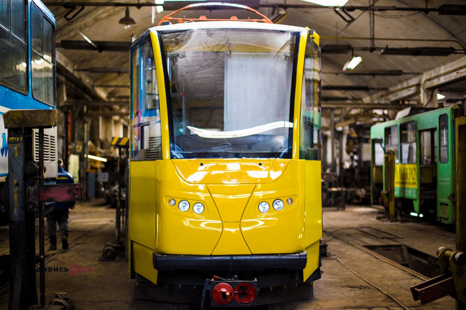 Львівські трамваї «заговорять» новим голосом