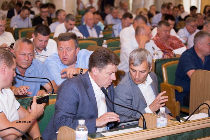 Депутати Львівської облради просять пришвидшити передачу військовим вертольота Депутати Львівської облради просять пришвидшити передачу військовим вертольота