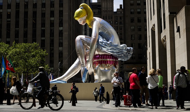 Jeff Koons Sculpture of Giant Ballerina in Rockefeller Center
