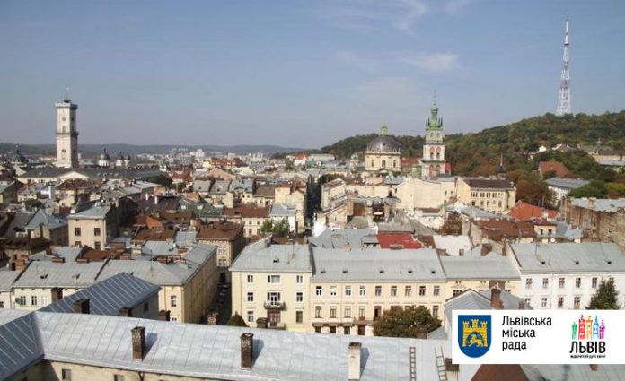 У Львові триває ремонт вулиці Чернівецької У Львові триває ремонт вулиці Чернівецької