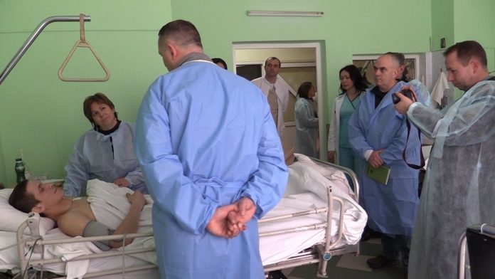 У військовому шпиталі розповіли, скільки вилікували бійців У військовому шпиталі розповіли, скільки вилікували бійців