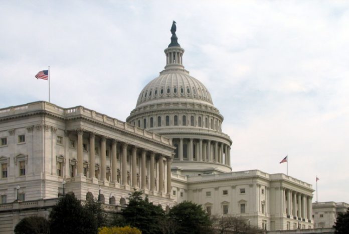Сенат США ухвалив нові санкції проти Росії Сенат США ухвалив нові санкції проти Росії