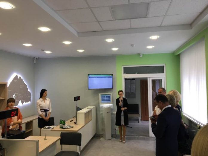 На Яворівщині відкрили Центр надання адміністративних послуг На Яворівщині відкрили Центр надання адміністративних послуг
