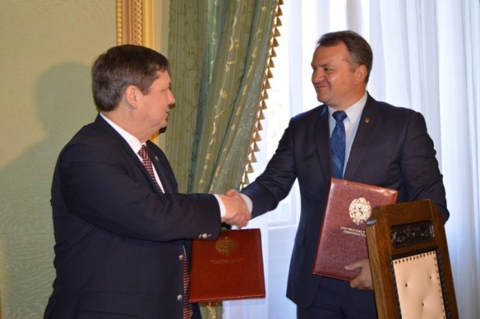 Синютка отримає весь «Львівспецкомунтранс», а не частину Синютка отримає весь «Львівспецкомунтранс», а не частину
