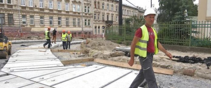 Перехрестя вулиць Личаківська-Мечникова планують відкрити у вересні Перехрестя вулиць Личаківська-Мечникова планують відкрити у вересні