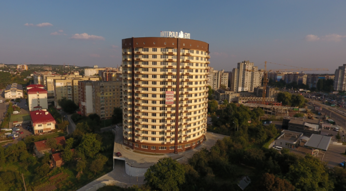 Прокурори Львівщини отримають п’ять квартир Прокурори Львівщини отримають п’ять квартир