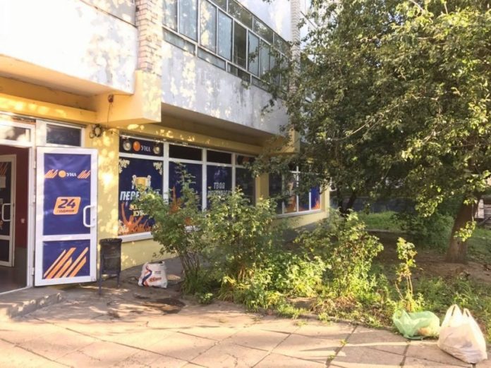 У Львові троє невідомих у масках скоїли розбійний напад на касу лотереї «Спортлото» У Львові троє невідомих у масках скоїли розбійний напад на касу лотереї «Спортлото»