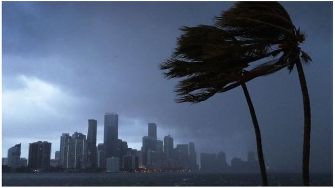 Руйнівний ураган «Ірма» наближається до Флориди