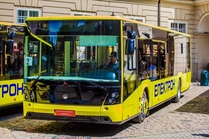Від АС «Західна» будуть курсувати додаткові експрес-маршрути Від АС «Західна» будуть курсувати додаткові експрес-маршрути