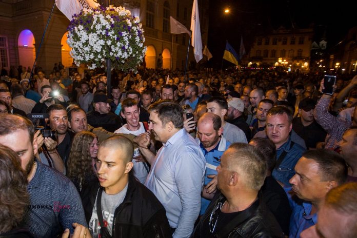 Аваков: учасники «прориву» мають прийти в поліцію Аваков: учасники «прориву» мають прийти в поліцію