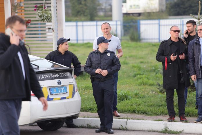 Нардепи готують заяву в поліцію Польщі й вимагають консула Нардепи готують заяву в поліцію Польщі й вимагають консула