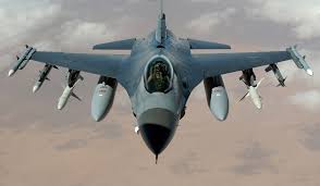 У США розбився винищувач F-16