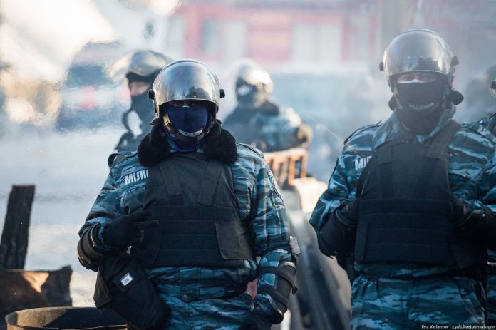 Скільки платили беркутівцям під час розгону Майдану Скільки платили беркутівцям під час розгону Майдану