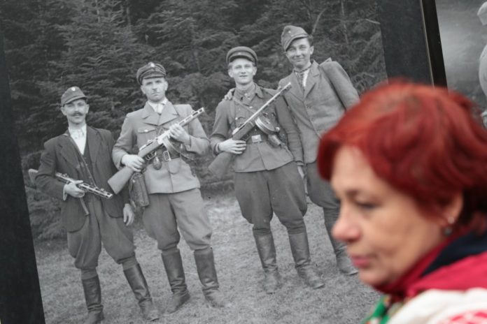 У центрі Львова запрацювала вулична виставка унікальних фотографій УПА У центрі Львова запрацювала вулична виставка унікальних фотографій УПА