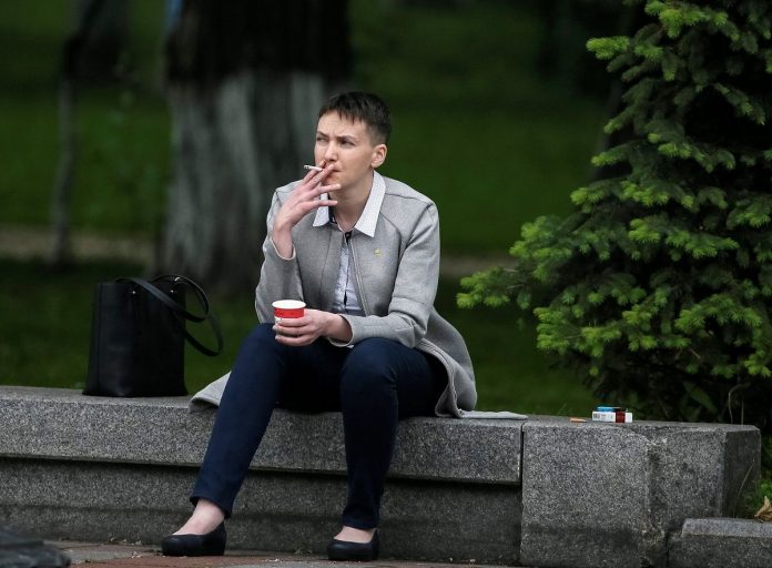 В мережі оприлюднили відео нестримних танців Савченко на вечірці під Сердючку В мережі оприлюднили відео нестримних танців Савченко на вечірці під Сердючку